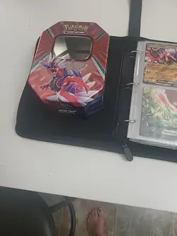 Pokemon Binder With 2 Tins - 310 Cards Included - Image 3