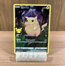 Pokemon Pikachu 005/025 Celebrations 25th Anniversary Holo Rare English 2021 - Image 1