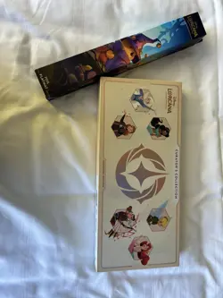 Disney Lorcana Heroine Set with Foil Winnie The Pooh Playmat Brand New - Image 4