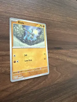 Riolu 112/198 Common Scarlet & Violet Pokemon Reverse Holo Near Mint - Image 3