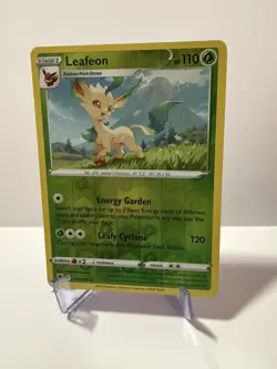 Pokemon Card Astral Radiance Leafeon 013/189 Near Mint - Image 1