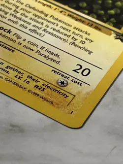 Pokemon TCG Pikachu Wizards Black Star 1 Promo Regular Rare Vintage - Image 3