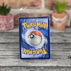 Sealed Trainer Poke Ball SWSH146 Gold Holo Foil Promo Pokemon Card 25th Anniv - Image 2