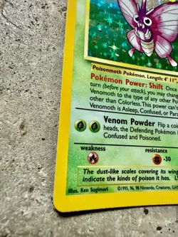 1999 Pokemon Jungle Venomoth Holo Rare 13/64 Unlimited WOTC Trading Card - Image 2