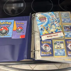 Huge Pokemon lot of all original 1998 cards and japanese. - Image 1