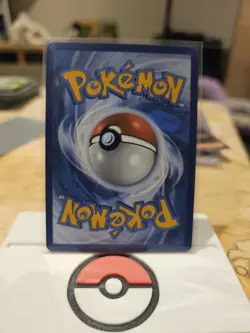 Pokemon TCG Sawk Illustration Rare Card White Flare, 130/086, S&V - Image 2