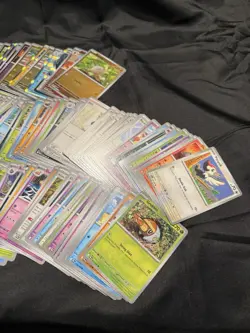 Pitch Black Pokemon 181 Card Lot. 31 Holos/reverse. - Image 3