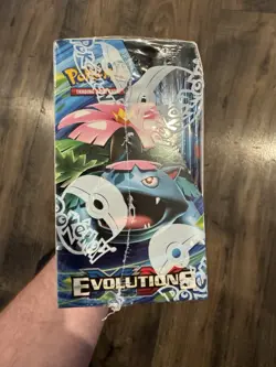 Pokemon TCG Evolutions Booster Box Sealed English 2016 Charizard - Image 4
