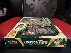 Pokemon TCG Sealed 2022 Leafeon VSTAR Special Collection Box - Image 3