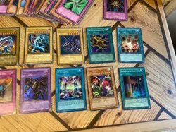 Mixed Bundle Vintage YU-GI-OH Cards- Shiny's- Blue Eyes White Dragon- Konami - Image 4
