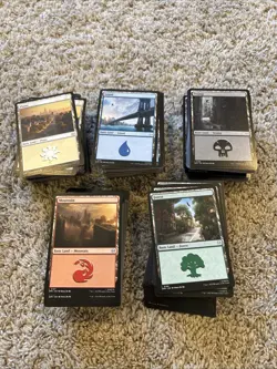 MTG Marvel's Spider-Man Bulk Basic land set 500 cards(100 of each type) - Image 1