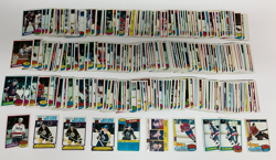 Lot of 295 **** 1980-81 Topps Hockey cards with Star cards ~ ALL Scratched - Image 1