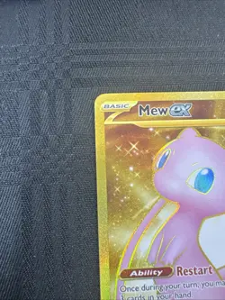 Pokemon Mew EX Gold Full Art TCG Card 205/165 Scarlet & Violet 151 Series - Image 3