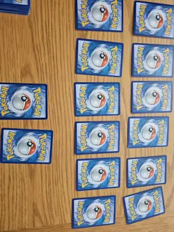 Pokemon TCG Flashfire Bundle 32x Cards No Duplicates - Image 4