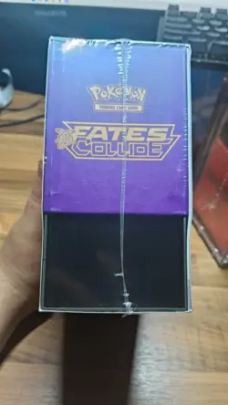 2016 POKEMON TCG XY FATES COLLIDE ELITE TRAINER BOX ETB FACTORY SEALED - Image 4