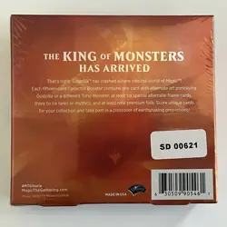 MTG Ikoria IKO Collector Booster Display Box *New Sealed* Small Rip In Plastic - Image 4