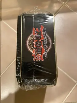 2004 YU-GI-OH! CELTIC GUARDIAN FACTORY SEALED COLLECTORS TIN - Image 2