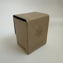 MTG Mana Flip Alcove Deck Box White 3rd Generation Plains Magnet Ultra Pro - Image 2