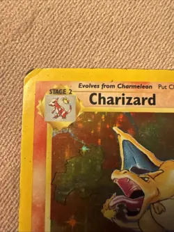Pokemon TCG - Charizard 4/102 Base Set Holo Rare - Vintage 1999 - Image 2