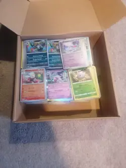 Pokemon 1250 card job lot - Image 3