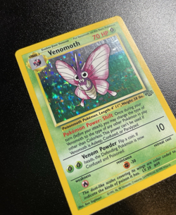 Venomoth 13/64 Jungle Holo Vintage Pokemon Card MP - Image 3