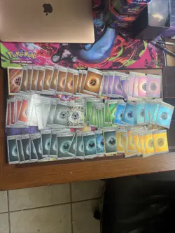 ALL HOLO Pokemon Energy Card Lot - 75 Cards , NM Lots Of Swirls - Image 2