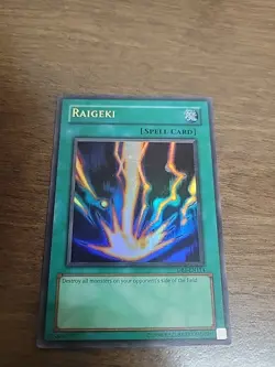Raigeki LP Ultra Rare DB1-EN114 Unlimited Yu-Gi-Oh! TCG - Image 1