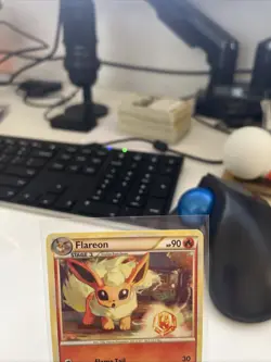 2010 Pokemon TCG #26/90 Flareon MP Pokemon Card - Near Mint - Image 2