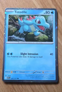 Totodile (Cosmos Holo) 041/217 Miscellaneous Cards & Products Holo - Image 1