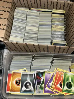 HUGE BOX of pokemon energy cards! mid era 2000s world championships bulk Z4 - Image 2