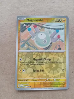 Magnemite 065/193 Common Paldea Evolved Pokemon Reverse Holo Lightly Played - Image 1