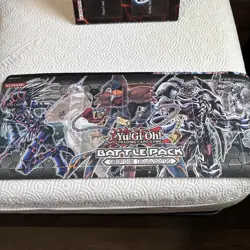 YUGIOH LEGENDARY COLLECTION SERIES 4: JOEY'S WORLD Box 3 Mats And Board No Cards - Image 2