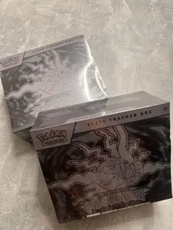 Pokemon TCG Mega Evolution—Pitch Black Elite Trainer Box 9 Packs 2026 English - Image 4