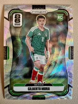 2026 Panini Prizm FIFA World Cup Gilberto Mora Silver Wave RC #290 Mexico - Image 1