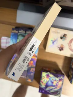 DISNEY LORCANA CURATOR’S COLLECTION: HEROINES EDITION IN HAND - Image 3