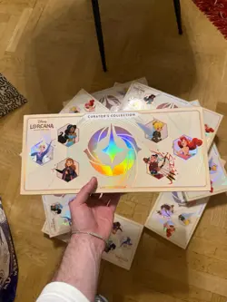 2026 Disney Lorcana Curator's Collection Heroine's Edition Sealed Box TCG - Image 1