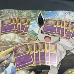(16) Mew 011/025 Holo Celebrations Pokemon TCG - Image 1
