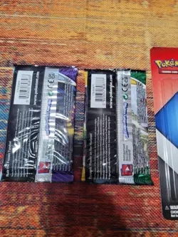 Pokemon Evolving Skies & Chilling Reign 2 pack Blister w/ pin - Sealed - Image 3
