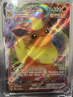 Pokemon TCG Flareon VMAX Evolving Skies Ultra Rare Card 018/203 - Image 1