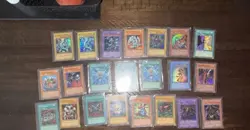 Konami Yu-Gi-Oh! TCG 20-Card Holo Lot 1st/Limited Blue-Eyes Dark Magician - Image 1