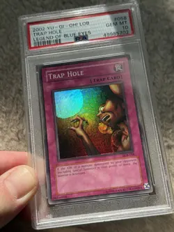 2002 YU-GI-OH! LOB-LEGEND OF BLUE EYES WHITE DRAGON 1.5 Print TRAP HOLE PSA 10 - Image 1