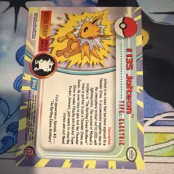 Topps Jolteon #135 Pokemon Topps Series 1 Foil First Appearance 1999 EN - Image 2