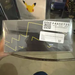 Pokemon Celebrations ETB Elite Trainer Box 25th Anniversary Brand New / Sealed 820650809439 - Image 2