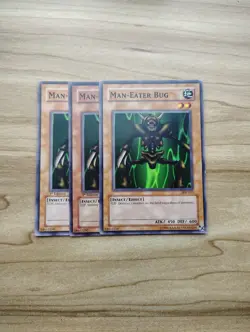 Yu-Gi-Oh! - Man-Eater Bug 3X - Complete Playset Of Cards - Image 1