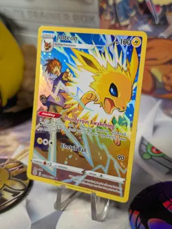 Jolteon TG04/TG30 Swsh09: Brilliant Stars Trainer Gallery Holo - Image 4