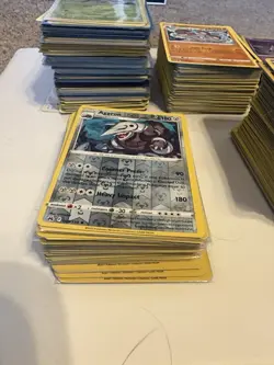 Pokemon Card Lot Of 570ish Bulk Sword Shield Era Rares, Reverse Holos And Holos - Image 3