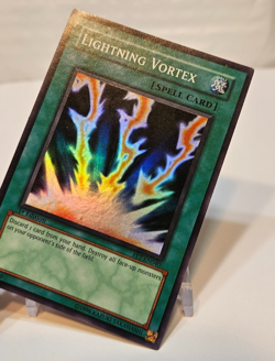 Lightning Vortex FET-EN040 Super Rare 1st Edition Yugioh 2121 - Image 4