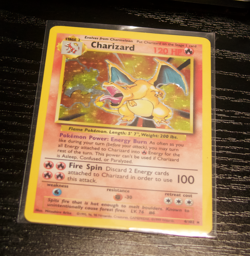 Pokemon 1995 Charizard Base Set Holo 4/102 - Image 1