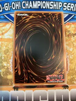 Yugioh BLUE-EYES WHITE DRAGON LCKC-EN001 1996 V.2 1st Edition NM - Image 2
