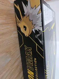 Pokemon TCG Jolteon VMAX Premium Collection Box SWSH183 SWSH184 Evolving Skies - Image 5